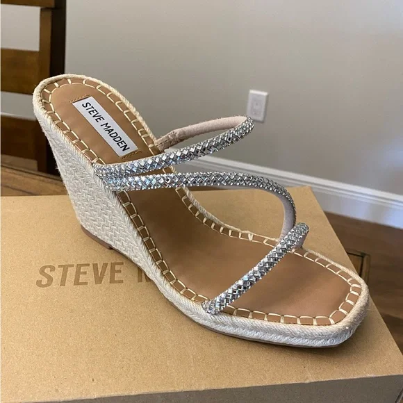 Steve Madden Wedges - Picture 2 of 10